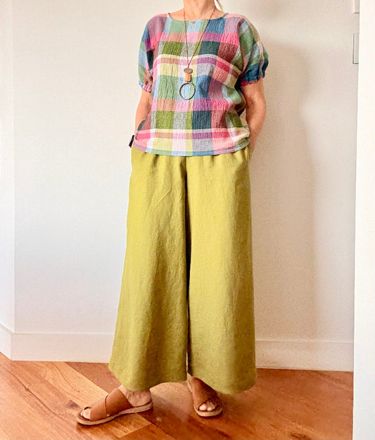 Crinkly linen cotton top